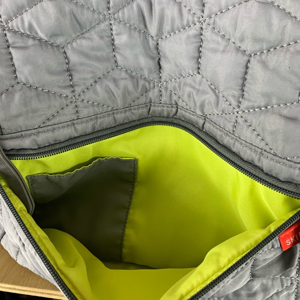 Skip Bop Diaper Bag Multi Pocket - Picture 2 of 8